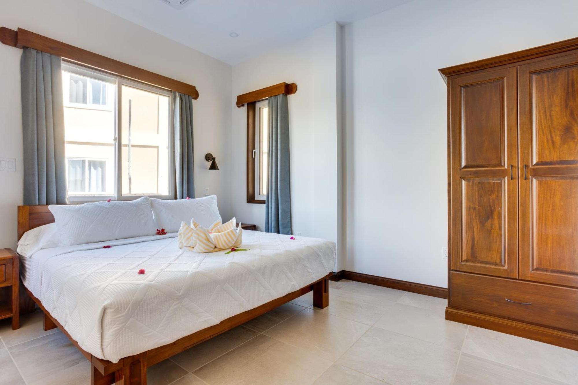 Seiri Del Mar Aparthotel Hopkins Exterior photo